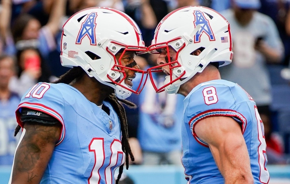 DeAndre Hopkins and Will Levis celebrate after their first touchdown strike on Sunday. 